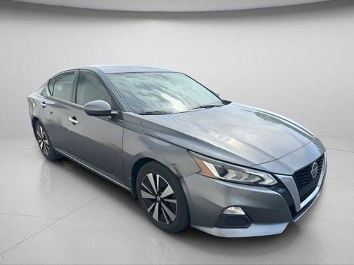 Gun Metallic 2022 Nissan Altima 2.5 SV