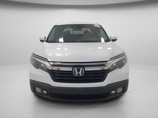Platinum White Pearl 2020 Honda Ridgeline RTL