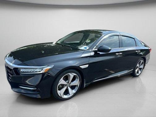 Crystal Black Pearl 2018 Honda Accord Touring 2.0T