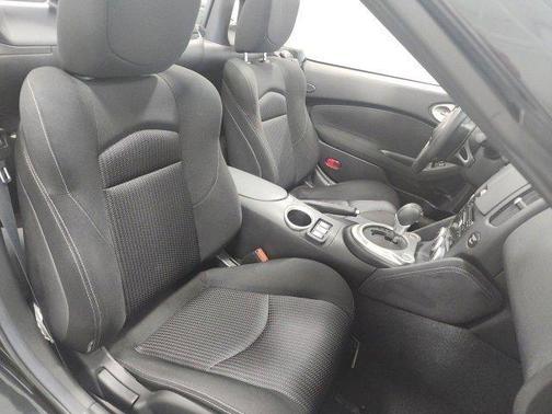 2010 Nissan 370Z Base
