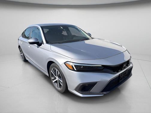 Lunar Silver Metallic 2023 Honda Civic LX