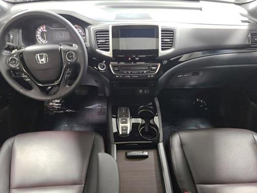 Crystal Black Pearl 2020 Honda Ridgeline Black