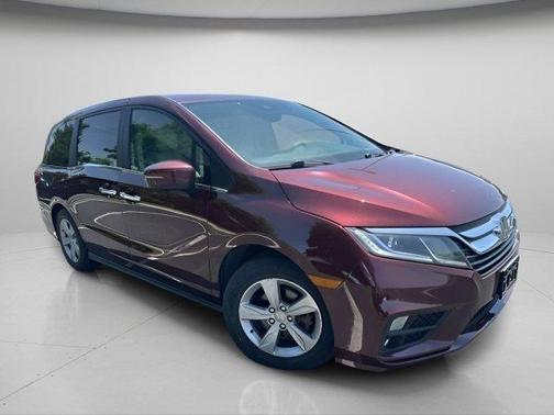 Deep Scarlet Pearl 2019 Honda Odyssey EX-L