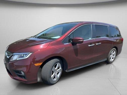 Deep Scarlet Pearl 2019 Honda Odyssey EX-L