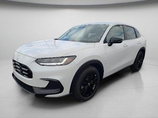 Platinum White Pearl 2027 Honda HR-V Sport AWD