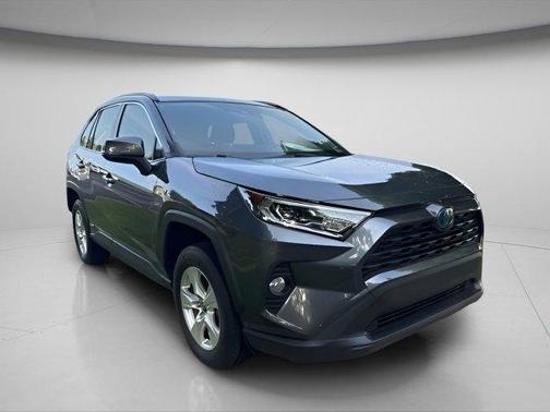 2019 Toyota RAV4 Hybrid XLE