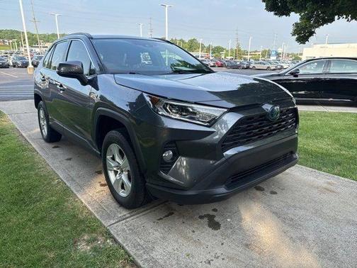 2019 Toyota RAV4 Hybrid XLE