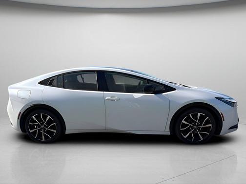 Wind Chill Pearl 2023 Toyota Prius Prime XSE