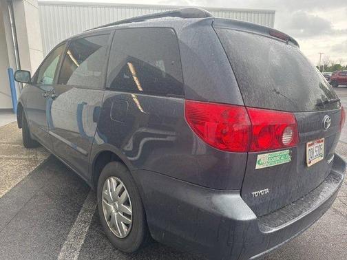 2009 Toyota Sienna CE