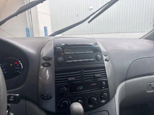 2009 Toyota Sienna CE