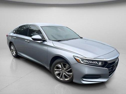 Lunar Silver Metallic 2018 Honda Accord LX