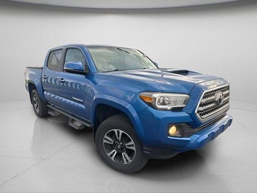 2016 Toyota Tacoma TRD Sport