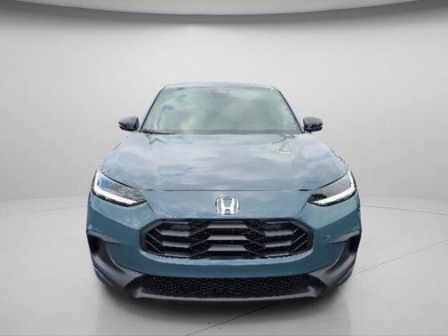 Nordic Forest Pearl 2027 Honda HR-V Sport