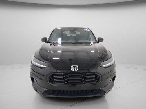 Crystal Black Pearl 2024 Honda HR-V Sport