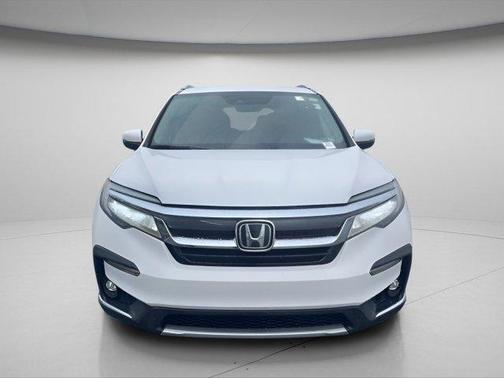 2021 Honda Pilot Touring 8-Passenger