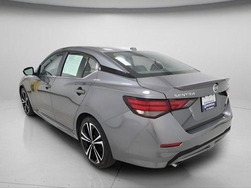 Gun Metallic 2021 Nissan Sentra SR