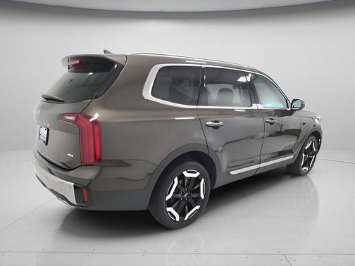 Dark Moss 2024 Kia Telluride S