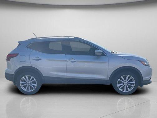 2018 Nissan Rogue Sport SV