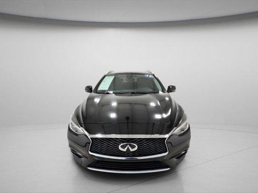 2019 INFINITI QX30 ESSENTIAL