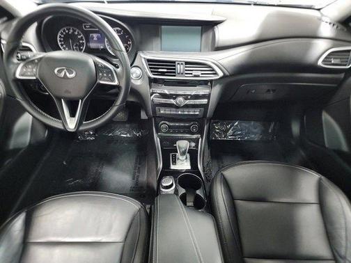 2019 INFINITI QX30 ESSENTIAL