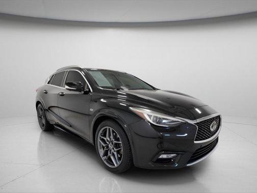 2019 INFINITI QX30 ESSENTIAL