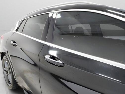 2019 INFINITI QX30 ESSENTIAL