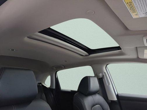Platinum White Pearl 2023 Honda HR-V EX-L