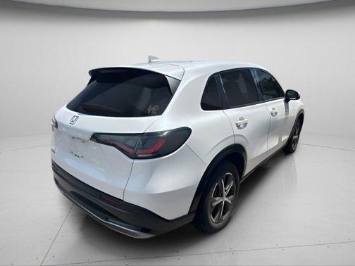Platinum White Pearl 2023 Honda HR-V EX-L