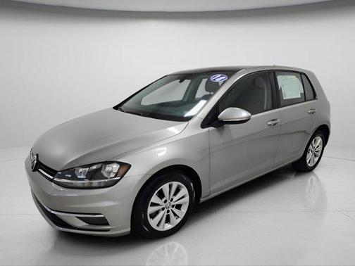 Tungsten Silver Metallic 2018 Volkswagen Golf TSI SE