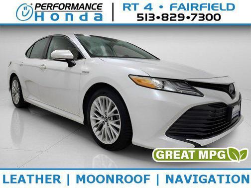 2019 Toyota Camry Hybrid SE