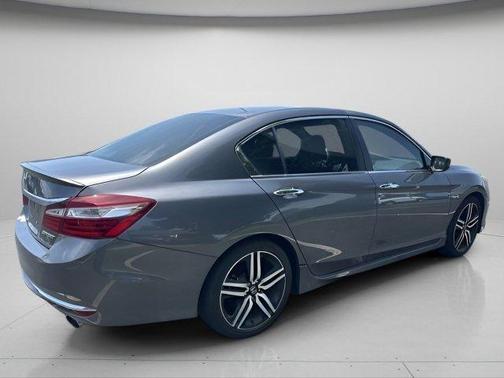 Modern Steel Metallic 2017 Honda Accord Sport