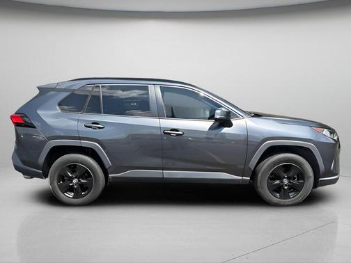 Magnetic Gray Metallic 2020 Toyota RAV4 XLE
