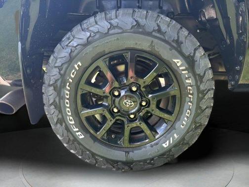 2020 Toyota Tundra SR5