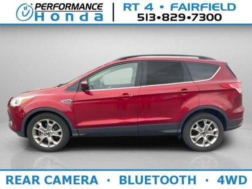 Ruby Red Metallic 2015 Ford Escape SE