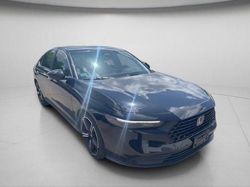 Crystal Black Pearl 2023 Honda Accord Hybrid Sport