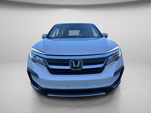 Platinum White Pearl 2020 Honda Pilot Touring 8-Passenger