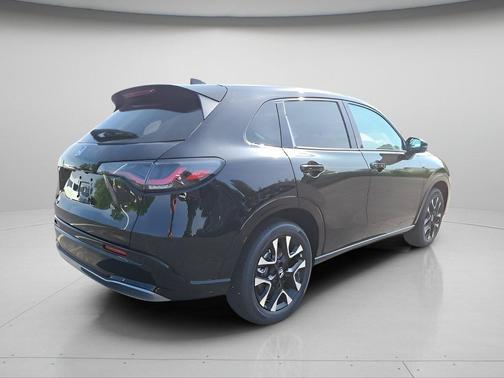 Crystal Black Pearl 2027 Honda HR-V EX-L