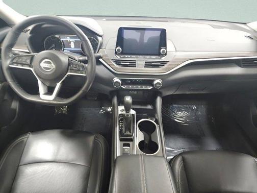 2022 Nissan Altima 2.5 SL