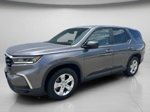 Modern Steel Metallic 2023 Honda Pilot AWD LX