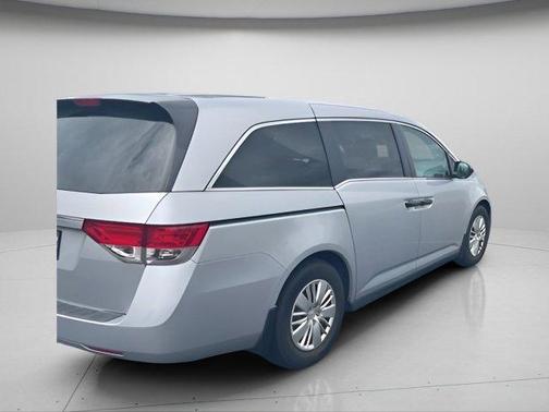 Alabaster Silver Metallic 2014 Honda Odyssey LX