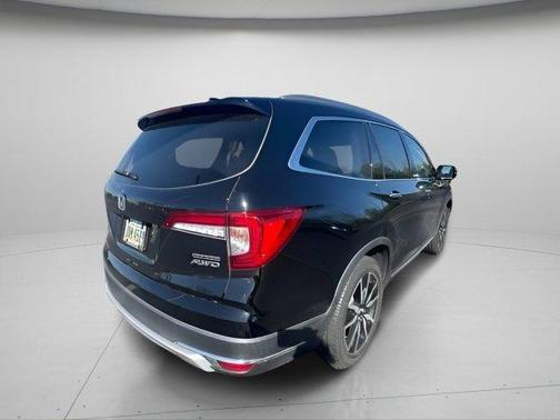 2020 Honda Pilot Touring 8-Passenger