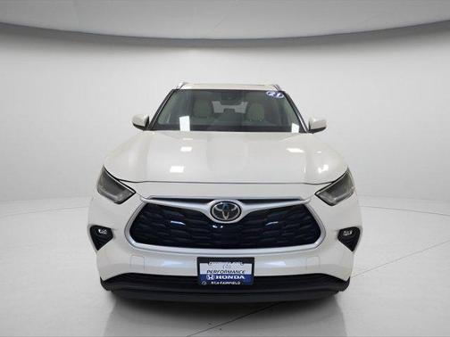 2021 Toyota Highlander XLE
