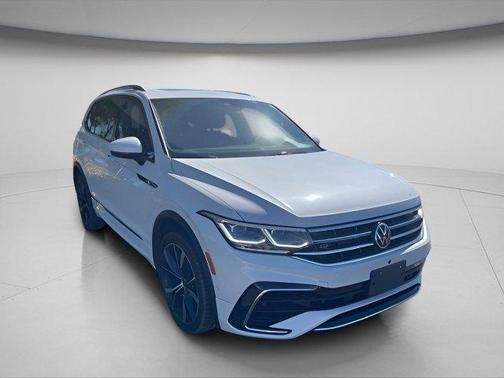 2022 Volkswagen Tiguan 2.0T SEL R-Line 4MOTION