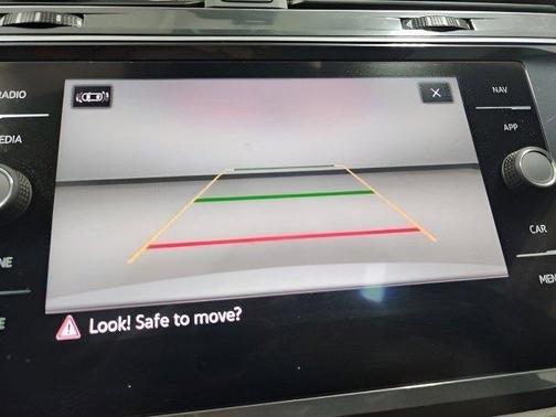 2022 Volkswagen Tiguan 2.0T SEL R-Line 4MOTION