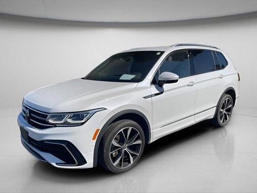 2022 Volkswagen Tiguan 2.0T SEL R-Line 4MOTION
