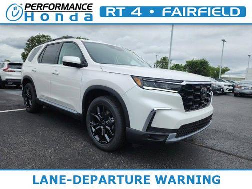 2025 Honda Pilot Touring 8-Passenger