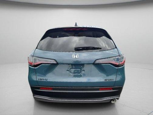 Nordic Forest Pearl 2027 Honda HR-V Sport AWD