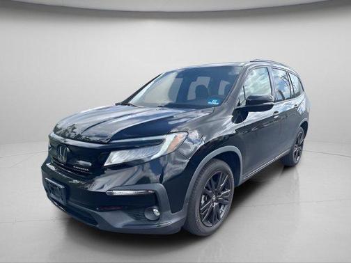 Crystal Black Pearl 2021 Honda Pilot AWD Black Edition