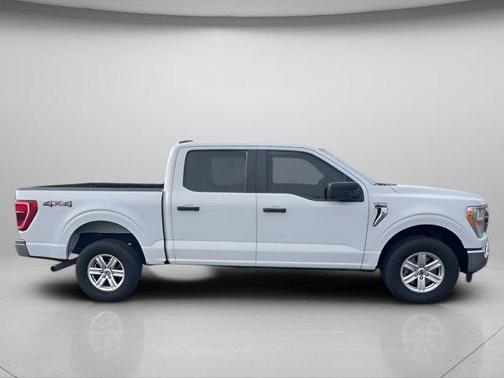 Oxford White 2021 Ford F-150 XLT