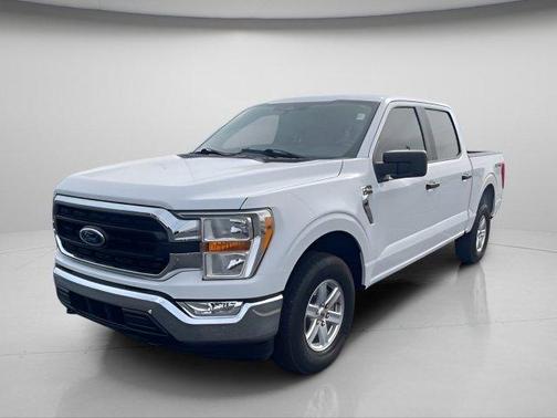 Oxford White 2021 Ford F-150 XLT